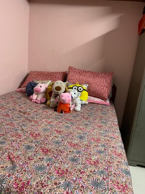 Bedroom in 2 BHK Apartment at Kalkaji – for Sale