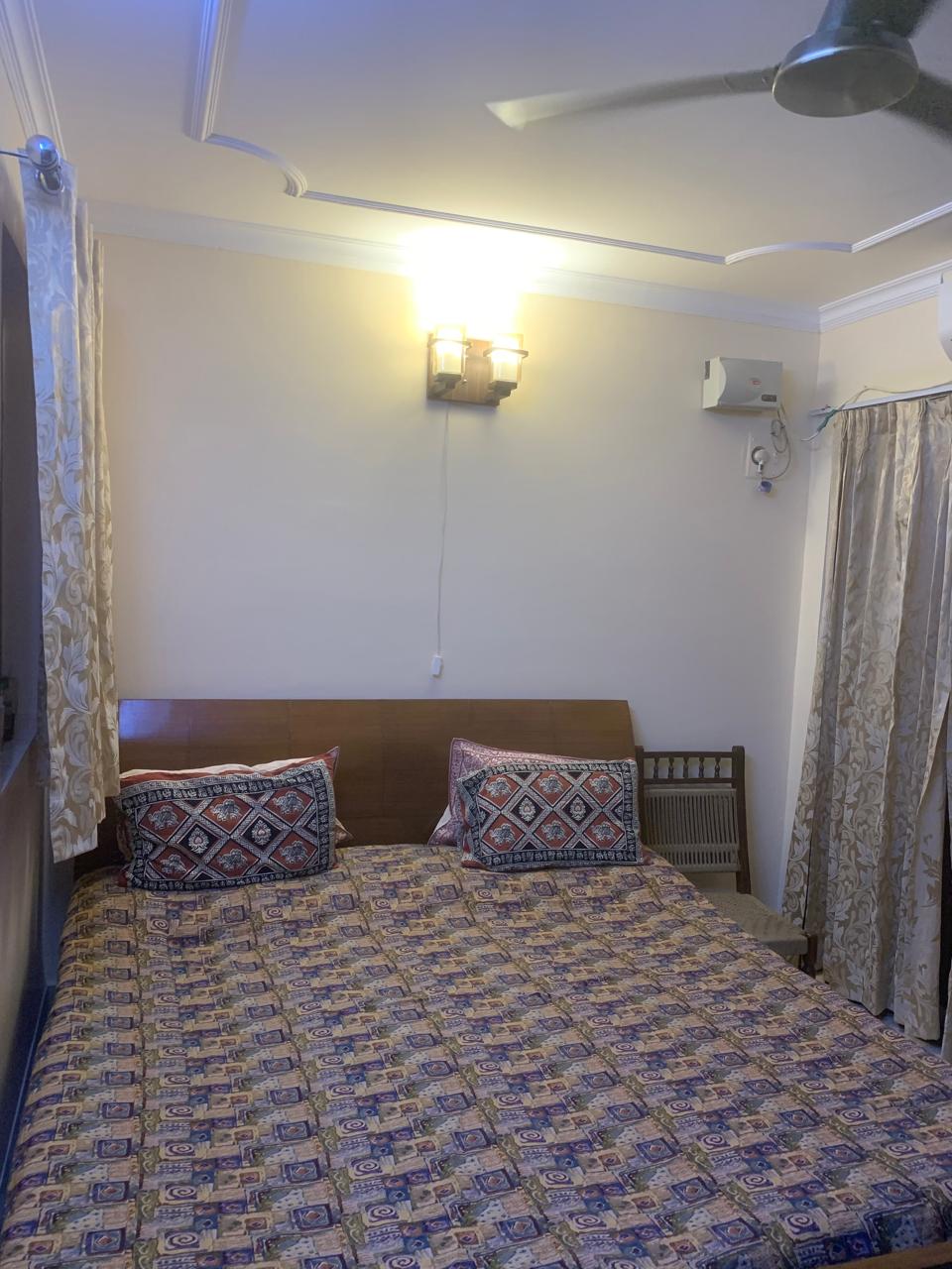 2 BHK + Study Room Apartment For Sale in Gomti Appartments
