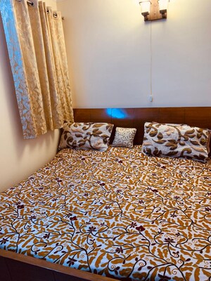 Bedroom in 2 BHK Apartment at Kalkaji – for Sale