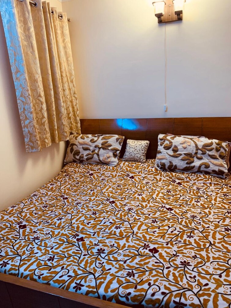 Bedroom, kalkaji 2 Bedroom 900 Sq.Ft. Apartment In Kalkaji Delhi 8884376