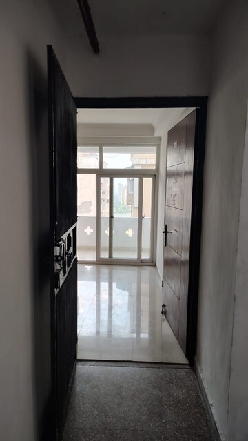 Bathroom in 2 BHK Apartment at Amrapali Silicon City, Sector 76 – for Sale
