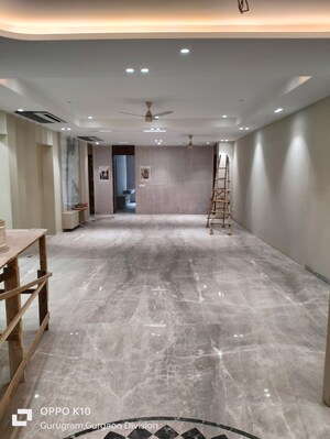 Room in 5 BHK Builder Floor at Ansal Sushant Residency, Sushant Lok Iii – for Sale