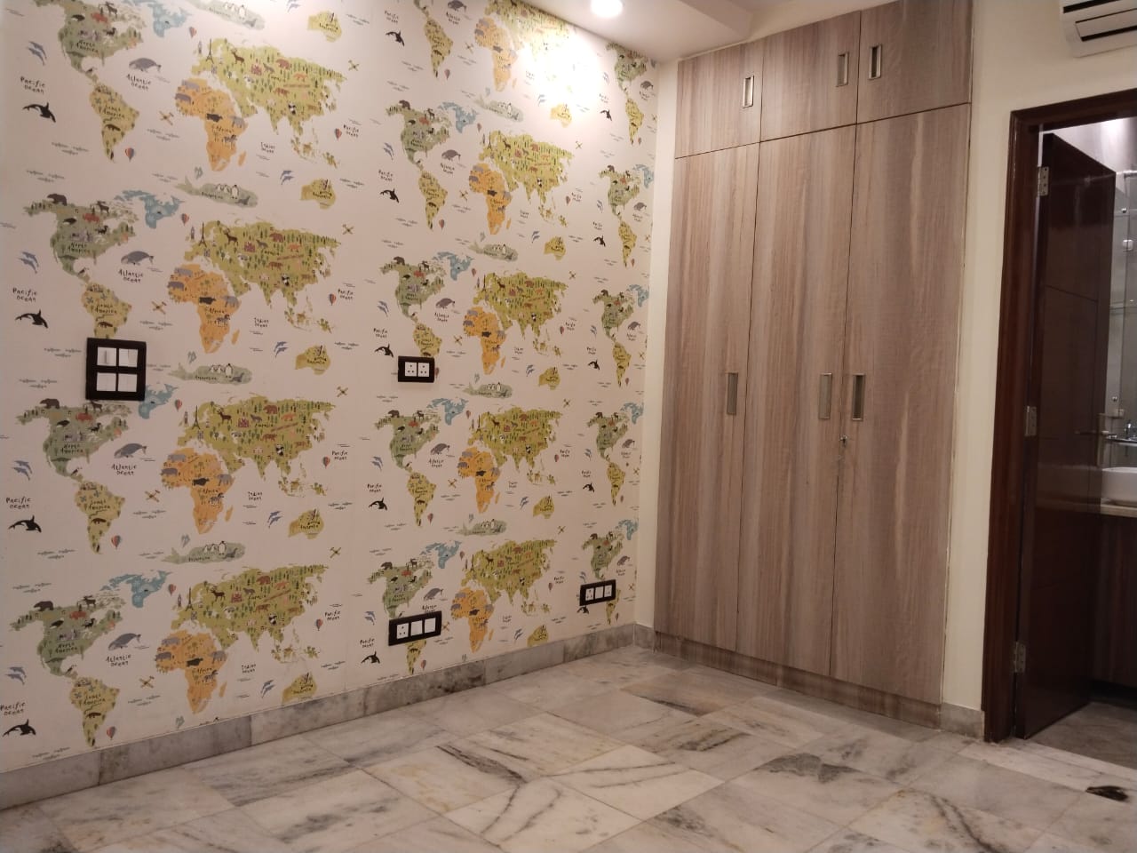 2 BHK Builder Floor For Rent in Chittaranjan Park