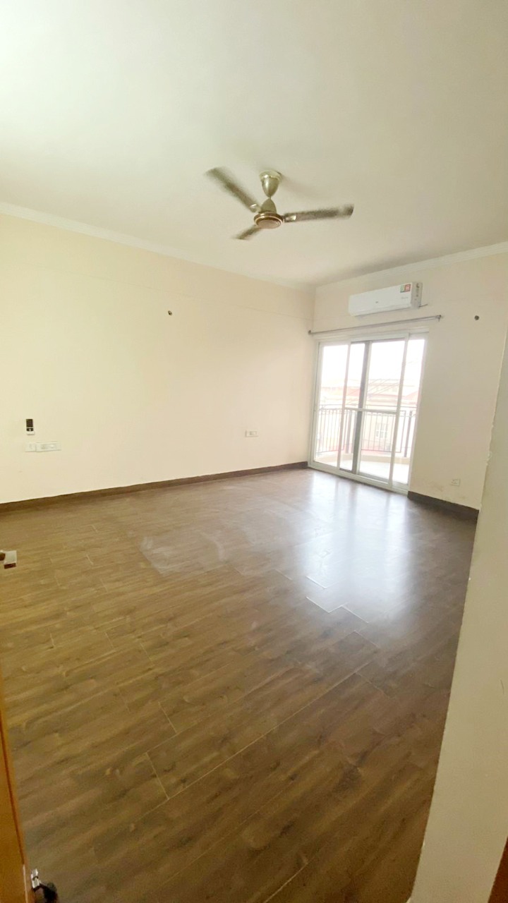 3 BHK + Pooja Room 1332 Sq.Ft. Apartment in Supreme Homes