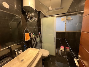 Master Bedroom in 4 BHK Builder Floor at Eros Rosewood City, Sector 49 – for Sale