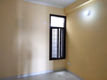 Room in 2 BHK Builder Floor at Patel Nagar – for Rent