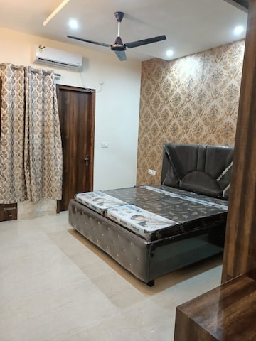 Bedroom in 2 BHK Builder Floor at Rohini Sector 7 – for Rent