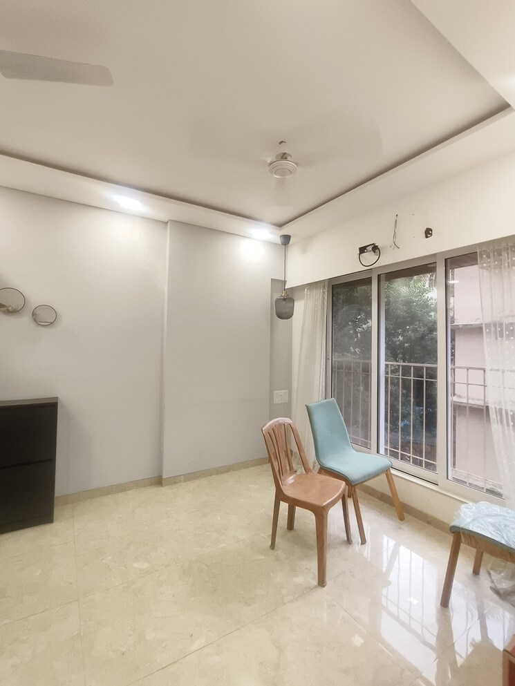 Living Room, mdm-zion 1 Bedroom 415 Sq.Ft. Apartment In Andheri West Mumbai 8884742