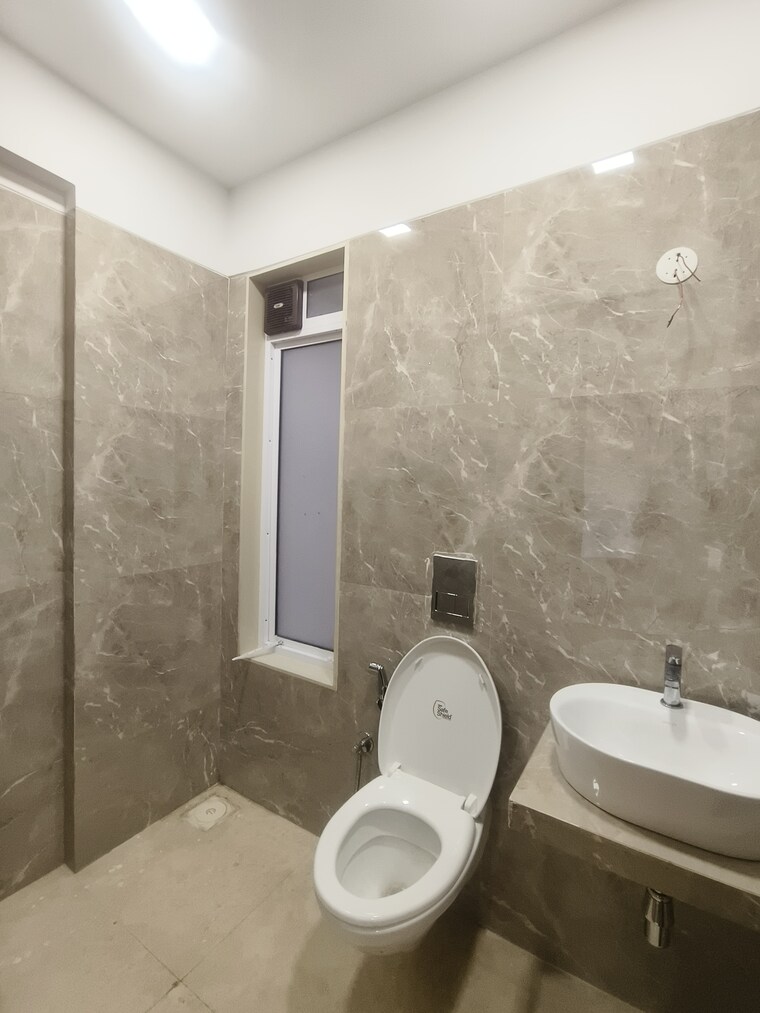 Bathroom, mdm-zion 1 Bedroom 415 Sq.Ft. Apartment In Andheri West Mumbai 8884742
