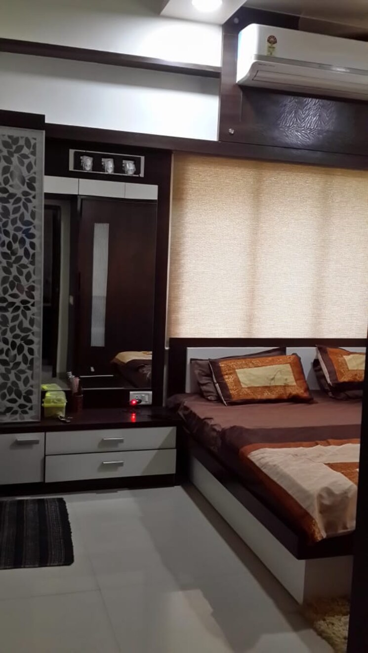 Master Bedroom, shyamal 3 Bedroom 1800 Sq.Ft. Apartment In Shyamal Ahmedabad 8884878