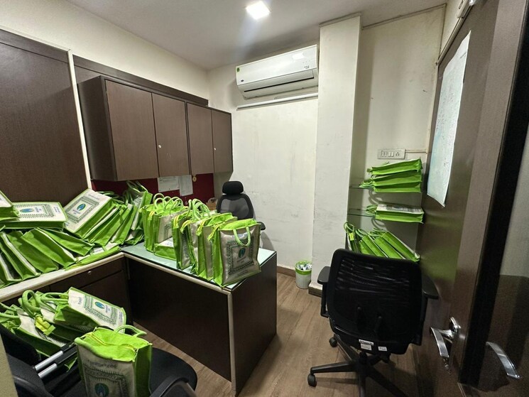 Team Area, turbhe-plaza Commercial Office Space 4000 Sq.Ft. In Turbhe Navi Mumbai 8884814