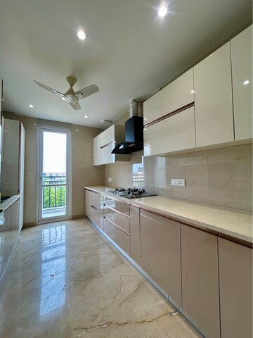 Kitchen in 3 BHK Builder Floor at Sector 9 – for Rent