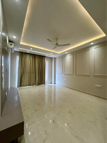 3 BHK Builder Floor For Rent in Sector 9