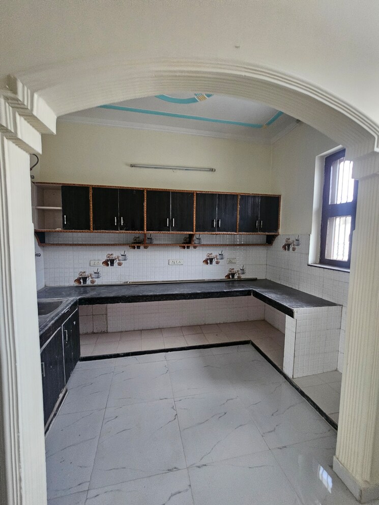 undefined, sector 9 1 Bedroom 160 Sq.Yd. Builder Floor In Sector 9 Gurgaon 8884880