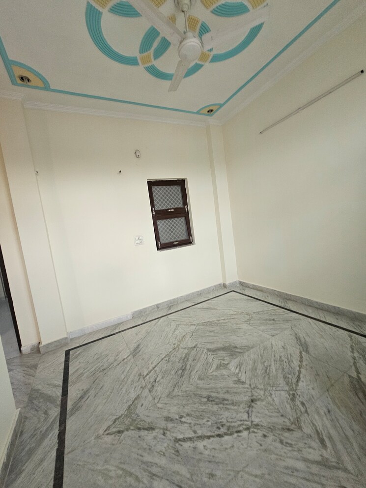 Balcony, sector 9 1 Bedroom 160 Sq.Yd. Builder Floor In Sector 9 Gurgaon 8884880