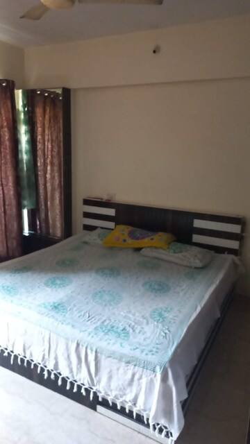 Bedroom in 2 BHK Apartment at AP Panchavati B, Powai – for Rent