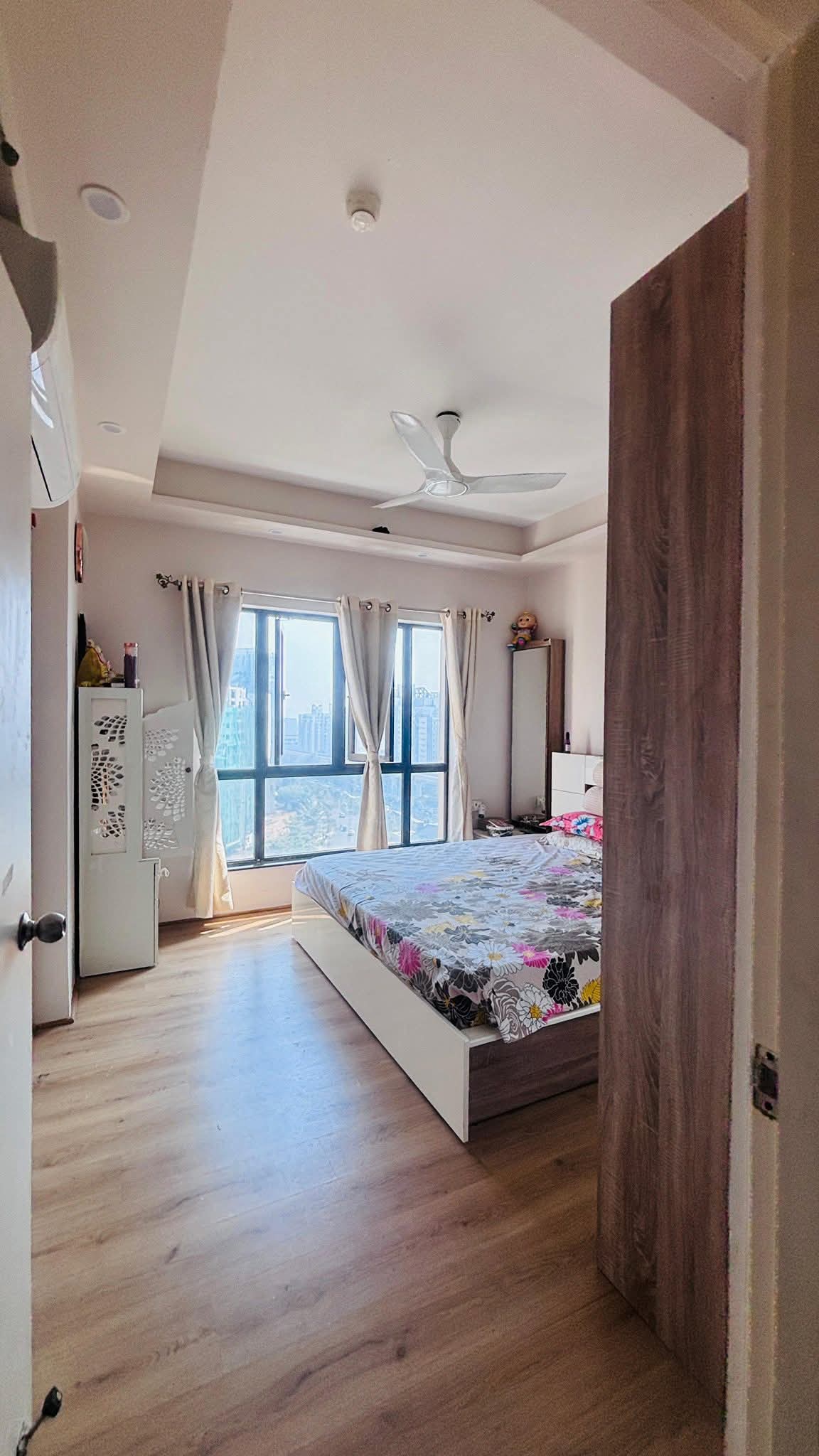 Bedroom in 2 BHK Apartment at Shrachi Newtown Villas, New Town – for Rent