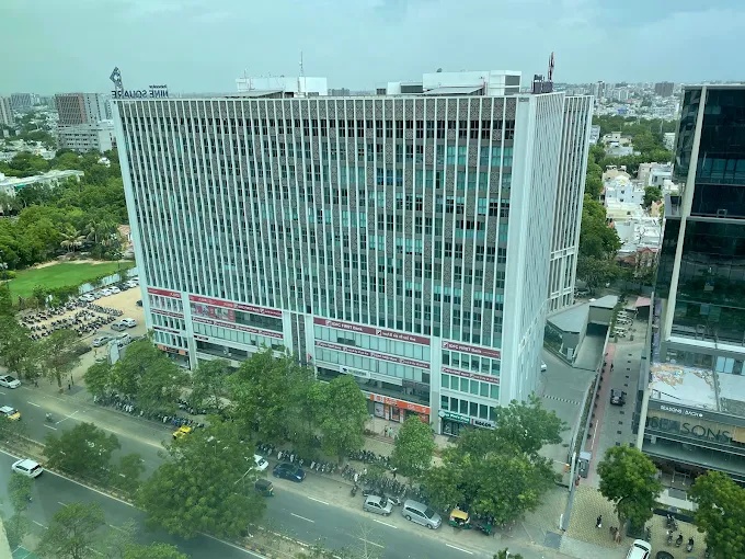 Office Space For Rent in Ratnaakar Nine Square