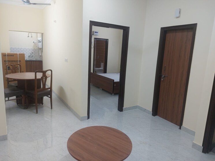 Room, sector 27 2 Bedroom 800 Sq.Ft. Builder Floor In Sector 27 Gurgaon 8884936