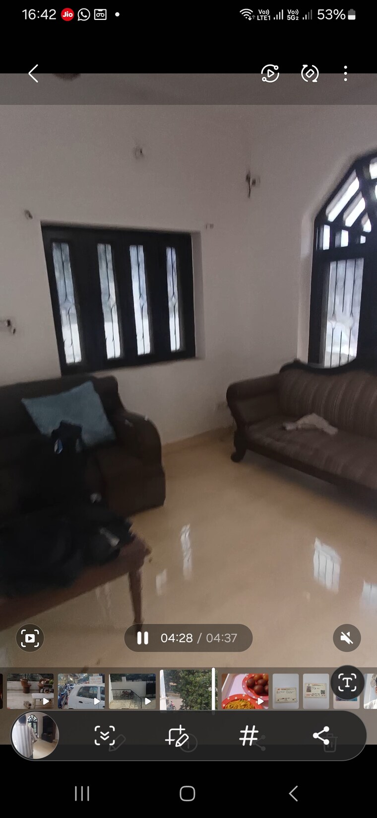 Living Room, rwa-apartments 6 Bedroom 260 Sq.Mt. Independent House In Sector 31 Noida 8884963