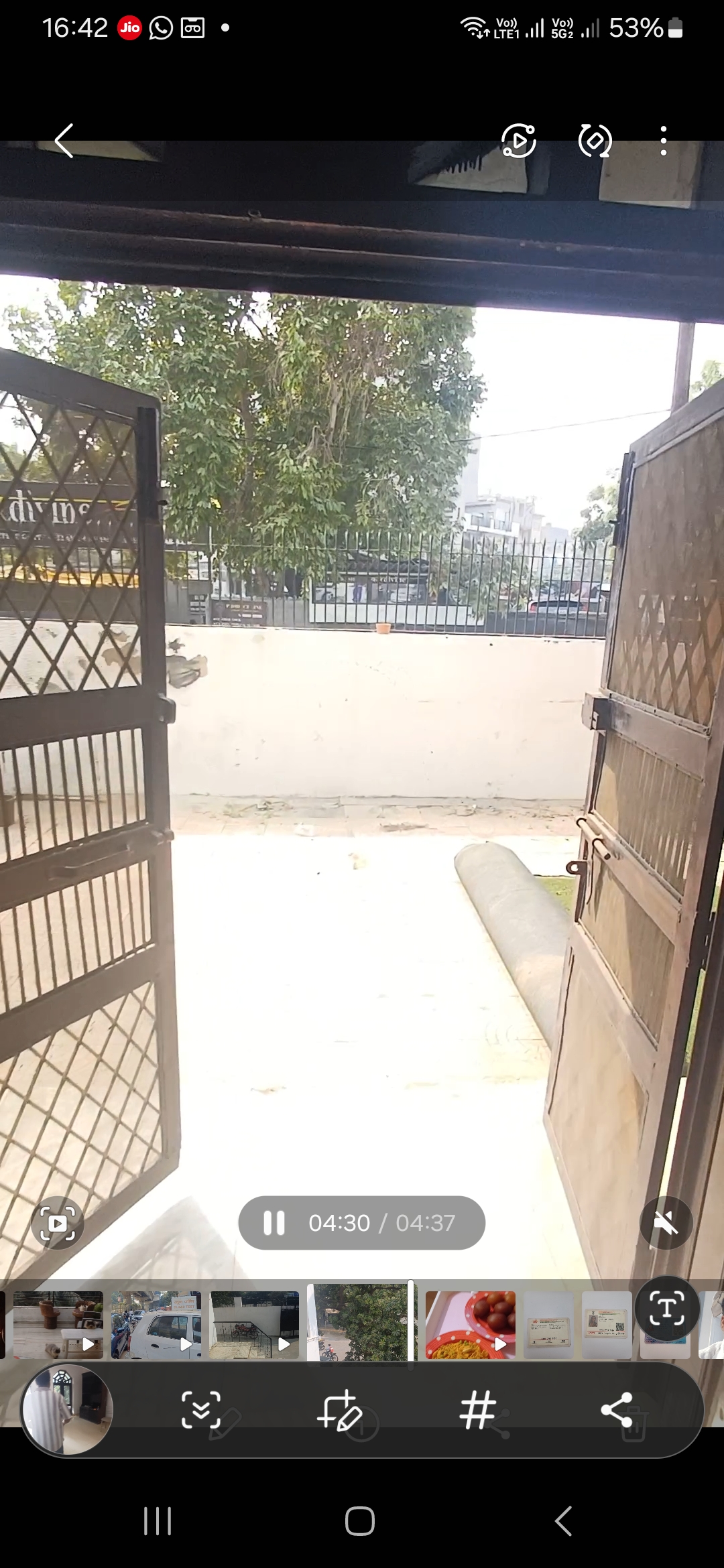 6 BHK + Servant Room Independent House For Sale in RWA Apartments