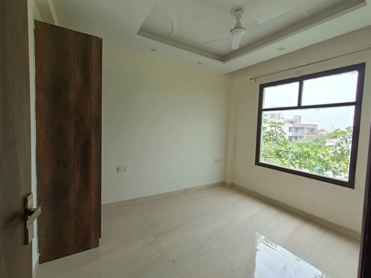Room, sector 9a 3 Bedroom 263 Sq.Yd. Builder Floor In Sector 9a Gurgaon 8884932