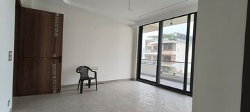 Room in 4 BHK Builder Floor at Parklands, Sector 85 – for Sale