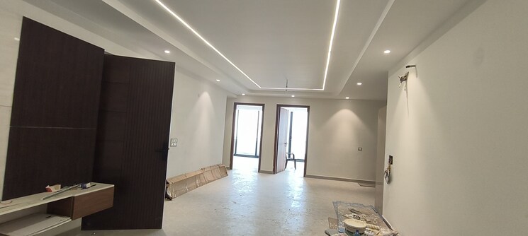 Room, parklands 4 Bedroom 350 Sq.Yd. Builder Floor In Sector 85 Faridabad 8884928