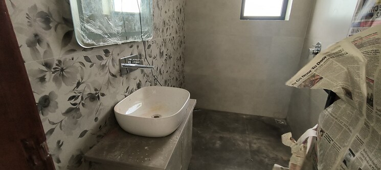 Bathroom, parklands 4 Bedroom 350 Sq.Yd. Builder Floor In Sector 85 Faridabad 8884928