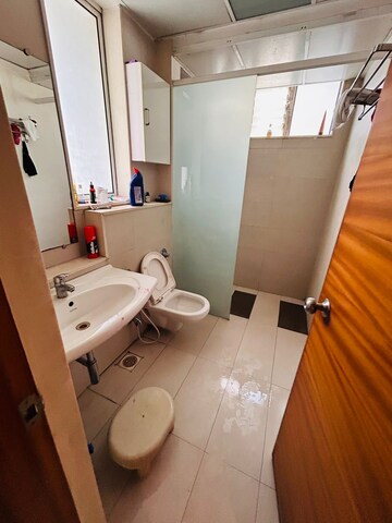Team Area in 3 BHK Apartment at Indiranagar – for Rent