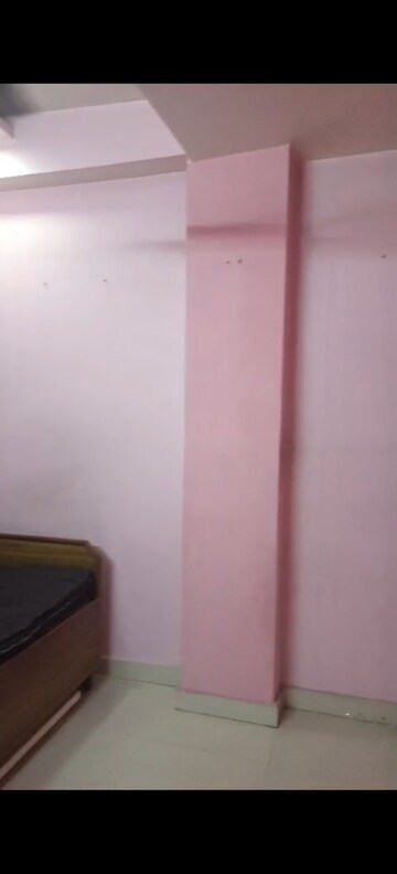 Furnished Amenities in 3 BHK Builder Floor at Gyan Khand I – for Rent