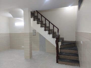 Staircase in 2 BHK Builder Floor at Sector 27 – for Rent