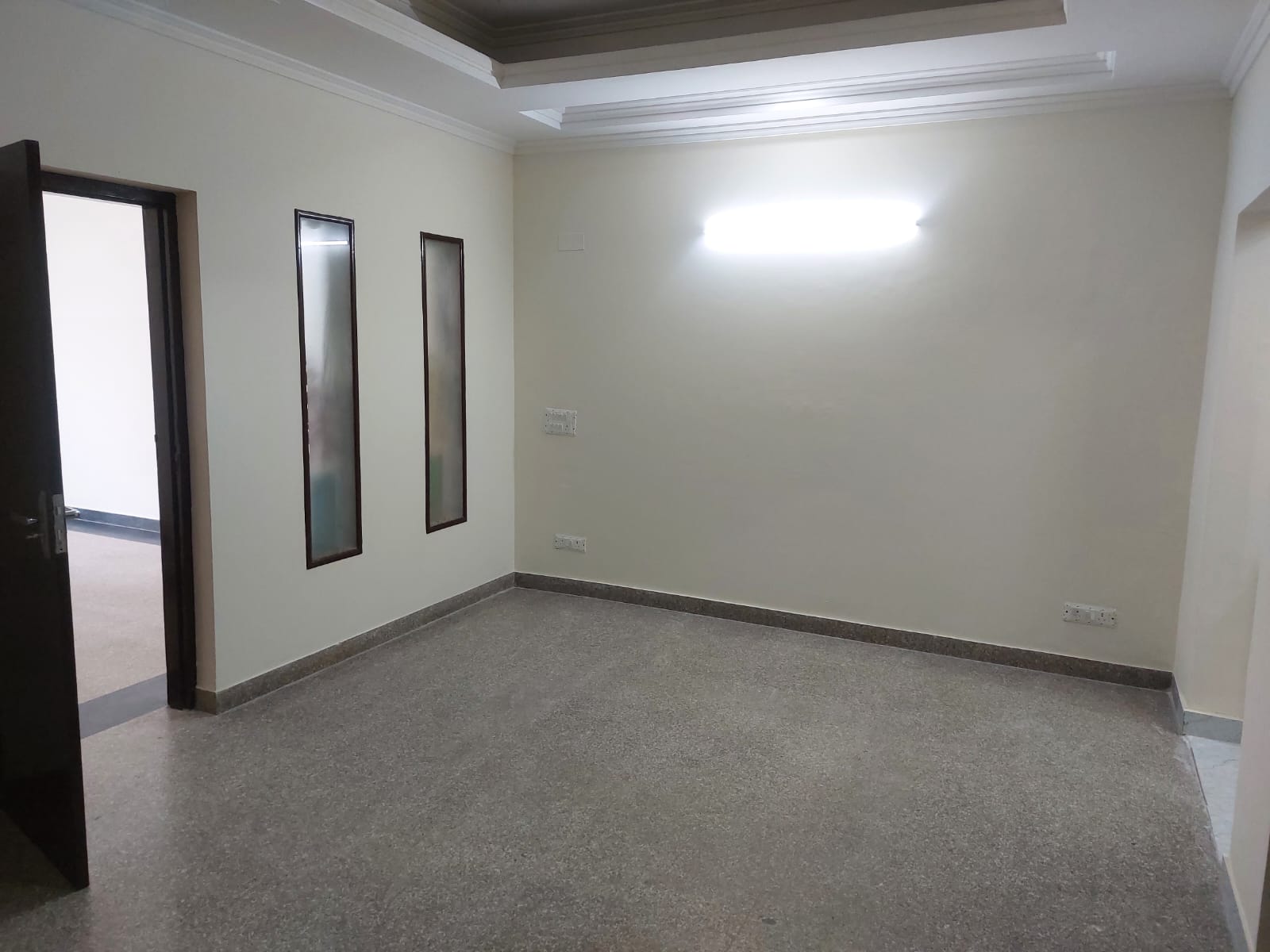 2 BHK Builder Floor For Rent in Sector 27