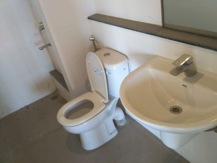 Bathroom, elita-garden-vista 3 Bedroom 1809 Sq.Ft. Apartment In New Town Kolkata 8885196