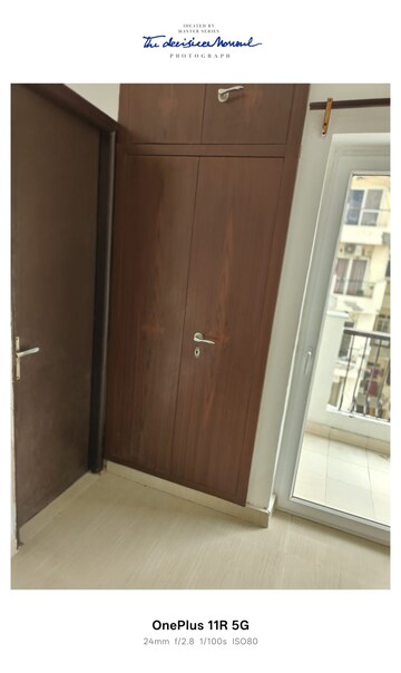 Room in 2 BHK Apartment at Nimbus The Hyde park, Sector 78 – for Rent