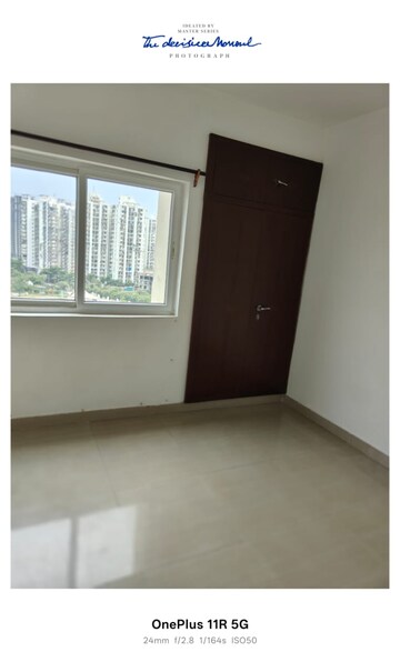 Room in 2 BHK Apartment at Nimbus The Hyde park, Sector 78 – for Rent