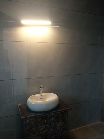Bathroom in 4 BHK Builder Floor at Sector 28 – for Rent