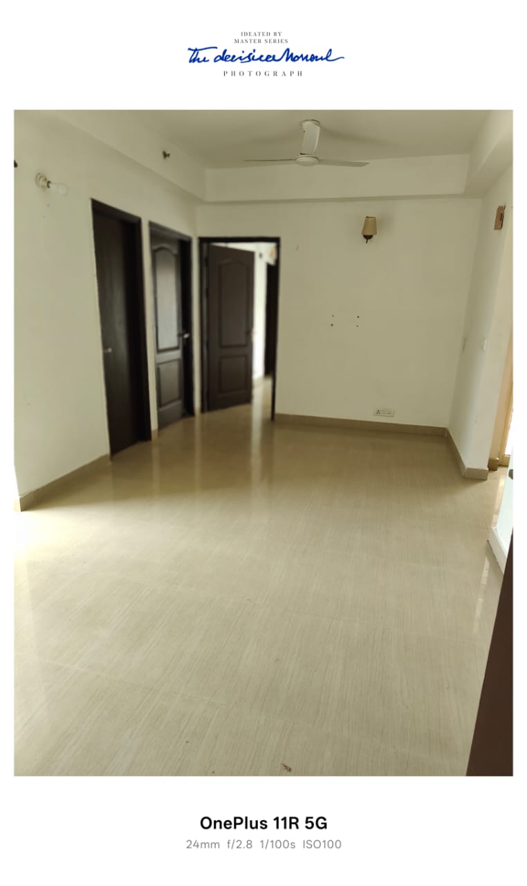 2 BHK Apartment For Rent in Nimbus The Hyde park