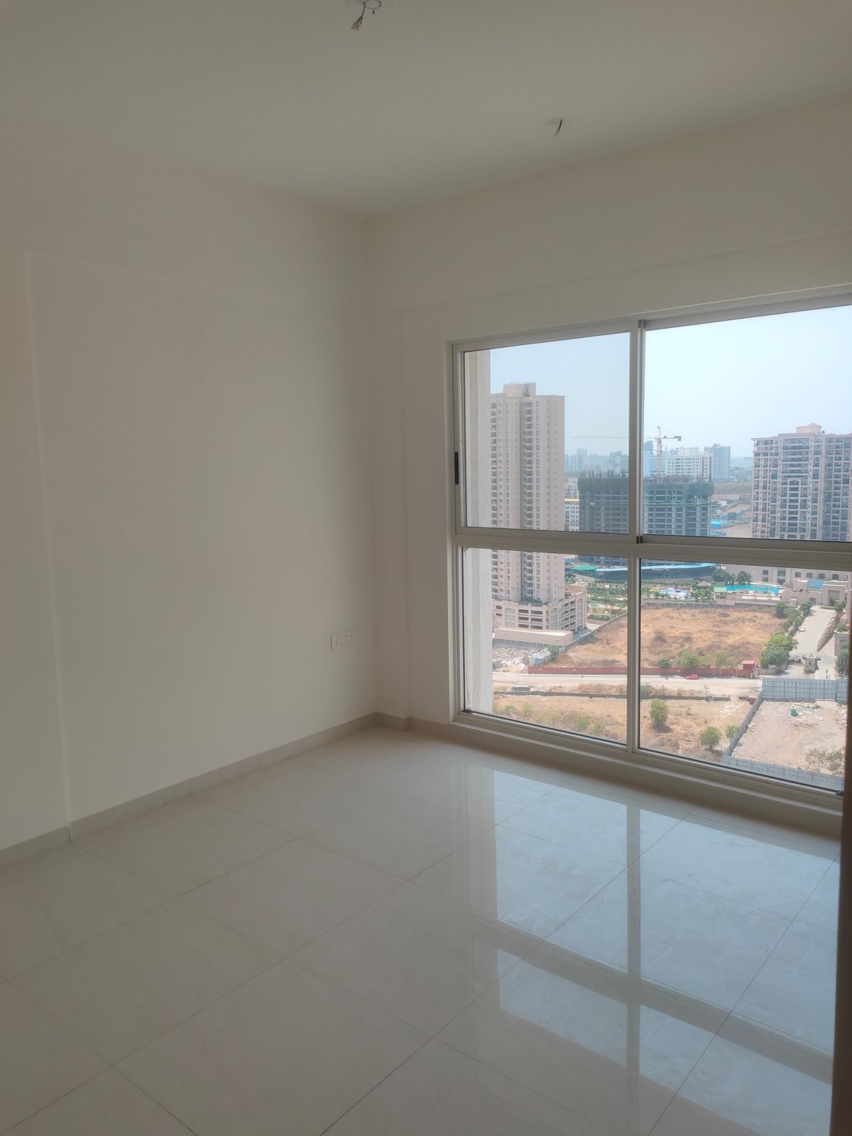 2 BHK Apartment For Sale in Raymond Ten X Vibes