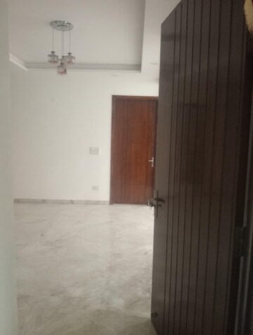 3 BHK Builder Floor For Rent in Sector 38