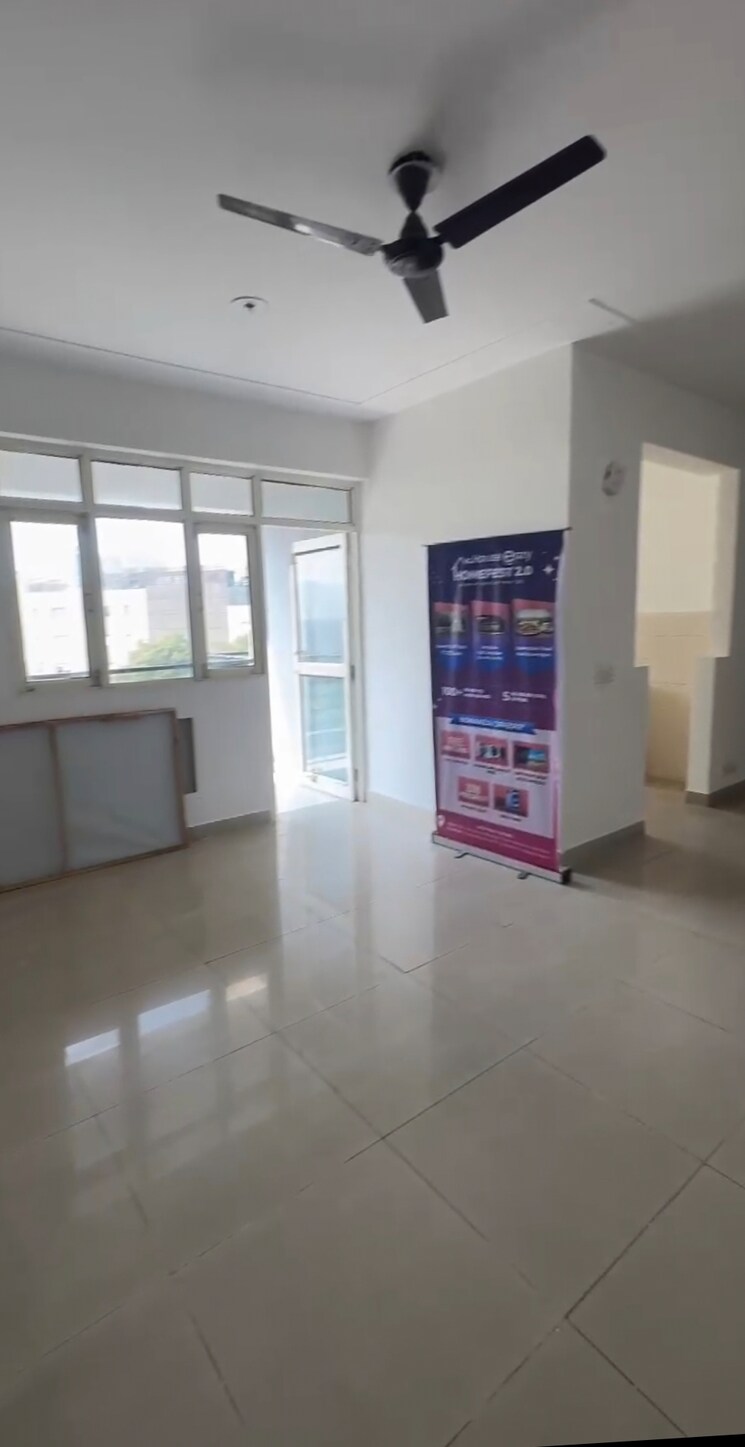 Room, gh-7-crossings-republik 3 Bedroom 1725 Sq.Ft. Apartment In Vijay Nagar Ghaziabad 8885557