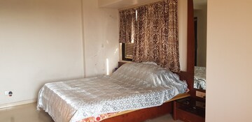 Bedroom in 2 BHK Apartment at Ekta Heights Khar West, Khar West – for Rent