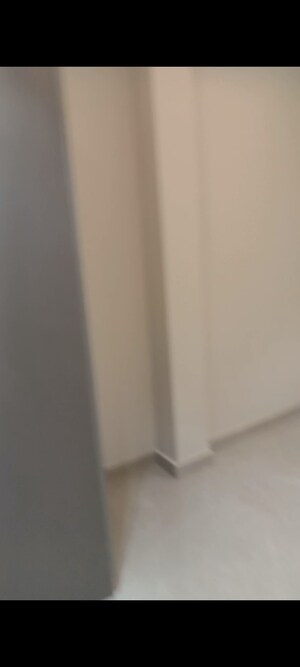 Building Lobby in 2 BHK Builder Floor at Mahavir Enclave 1 – for Sale