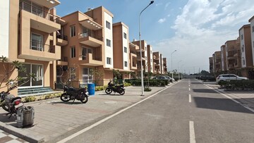 4 BHK Builder Floor – Exterior View View at BPTP Parkland Pride, Sector 77 - for Sale