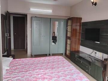 Bedroom in 3 BHK Apartment at HDIL Metropolis Residences, Andheri West – for Rent