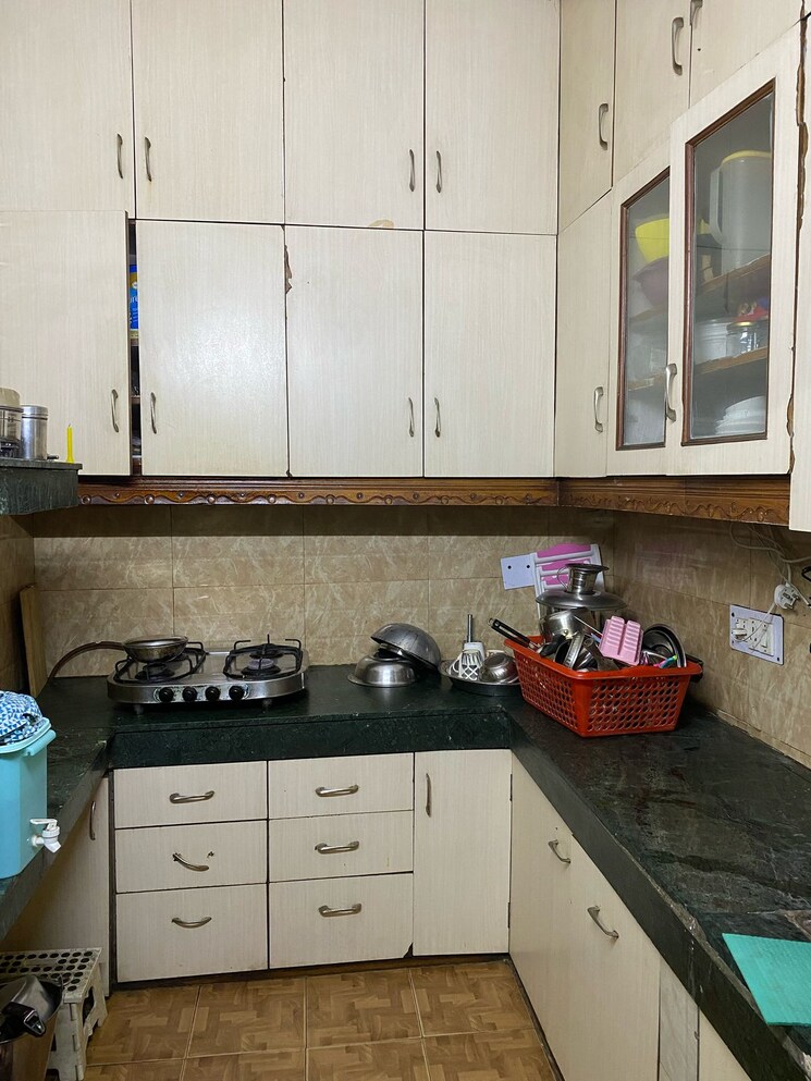 Kitchen, malviya nagar 3 Bedroom 125 Sq.Yd. Builder Floor In Malviya Nagar Delhi 8885792