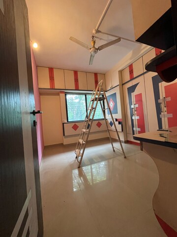 Master Bedroom in 2 BHK Apartment at Kothrud – for Rent