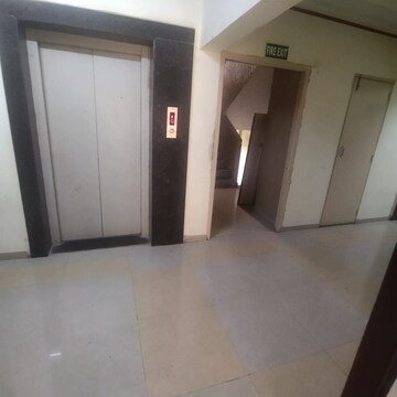 Lift in 1 BHK Apartment at Silicon Park, Malad West – for Rent