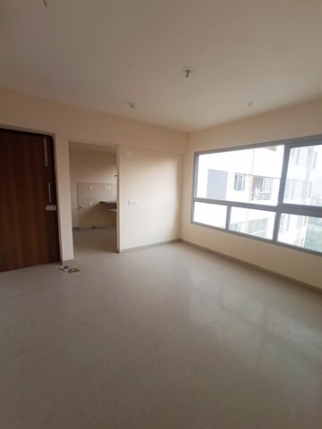 Room in 2 BHK Apartment at Raymond The Address, Pokhran Road No Two – for Sale