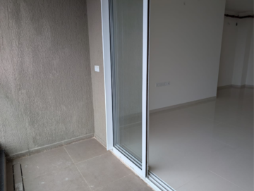 Room in 3 BHK Apartment at Runwal Nirvana, Dhabholkar Wadi – for Rent